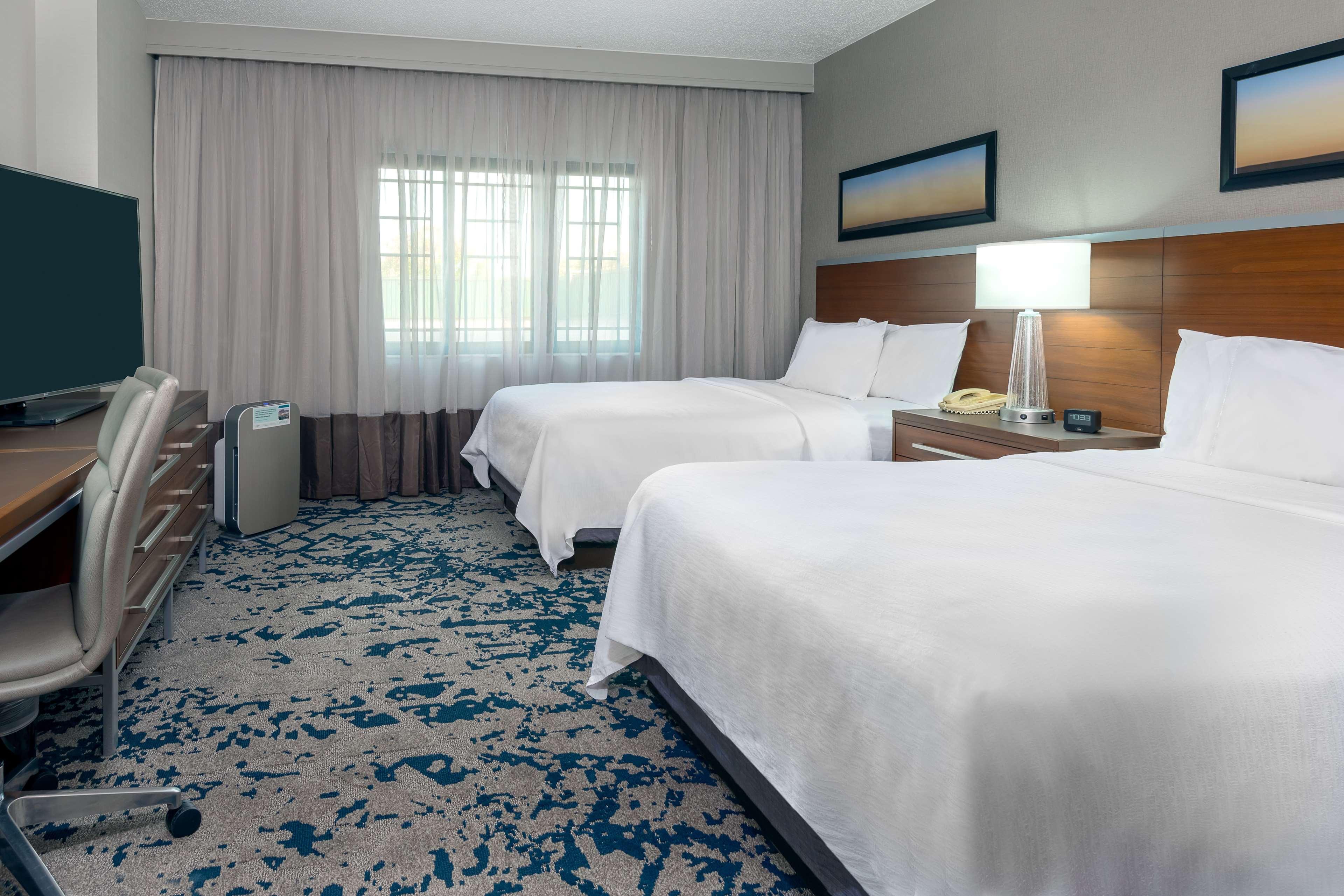 Embassy Suites Little Rock Bagian luar foto