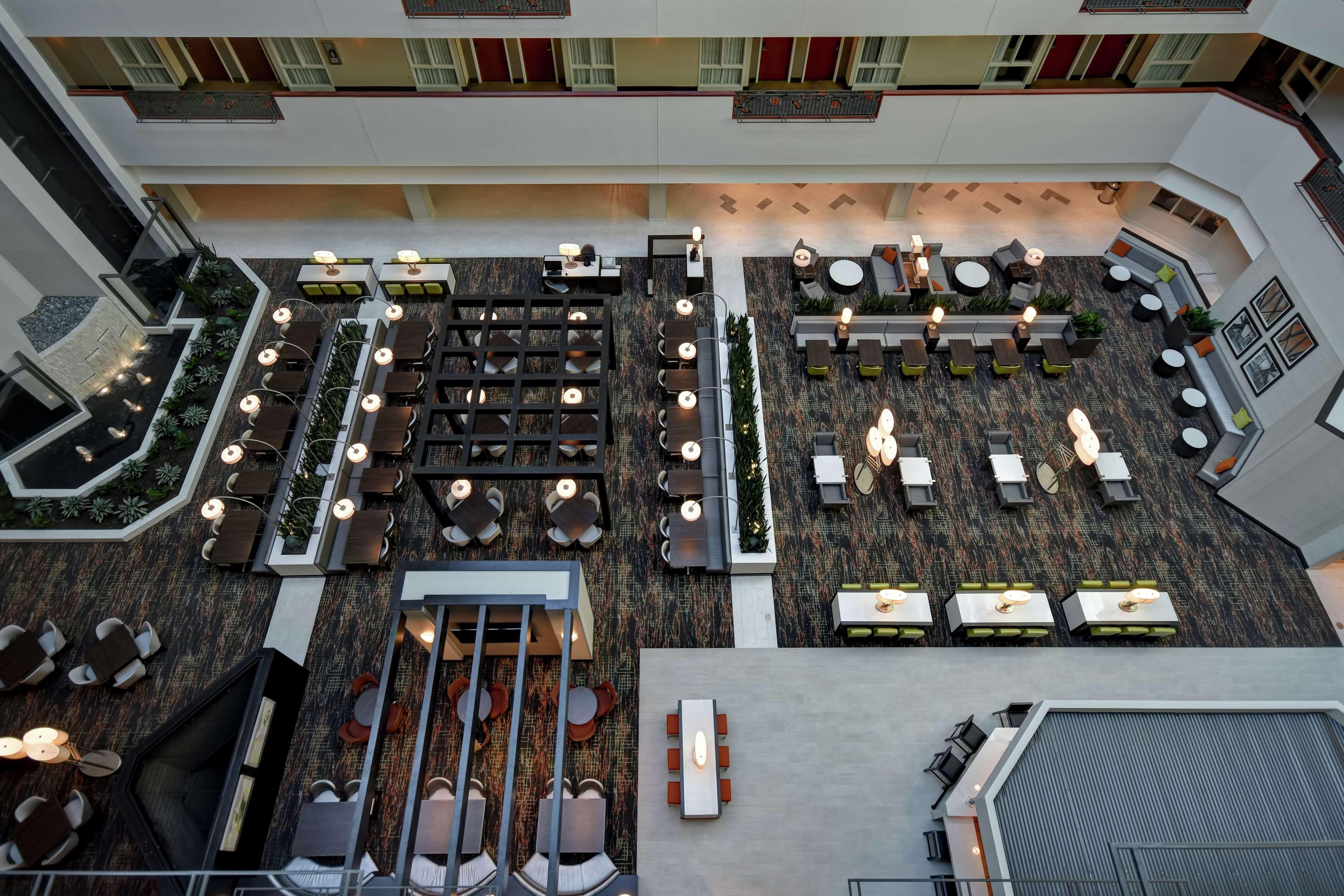 Embassy Suites Little Rock Bagian luar foto