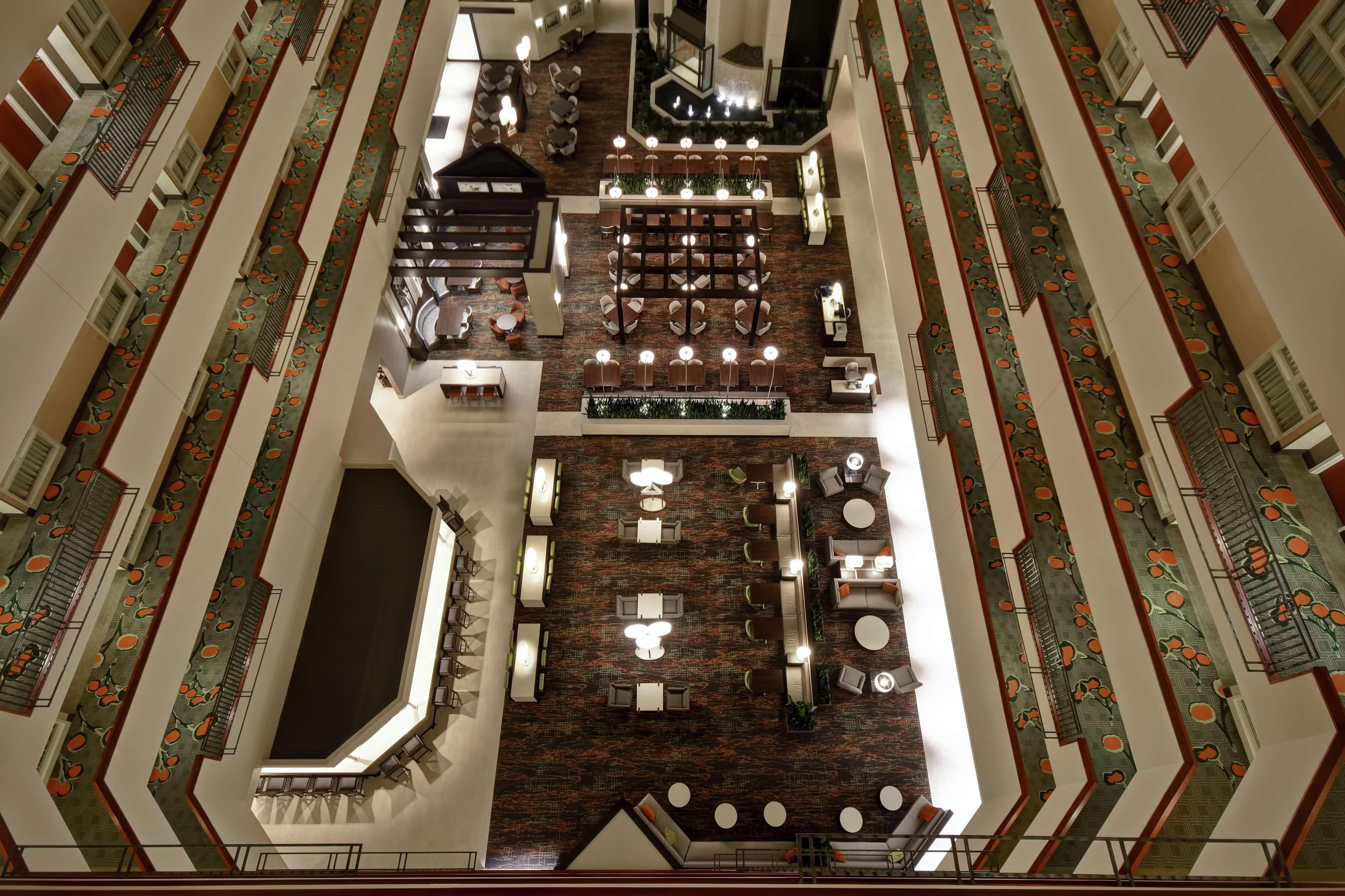 Embassy Suites Little Rock Bagian luar foto