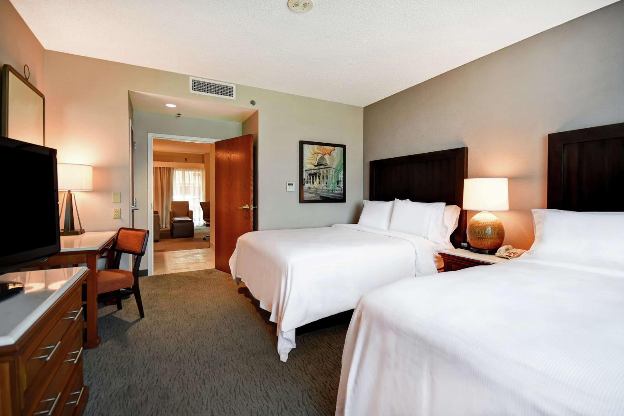 Embassy Suites Little Rock Bagian luar foto
